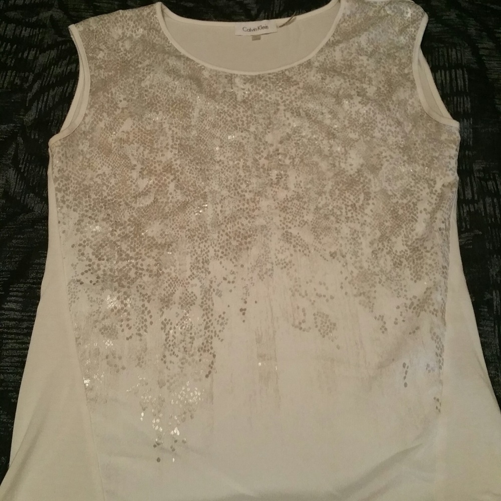#111 Calvin Klein Sequin Blouse Dressy T-shirt